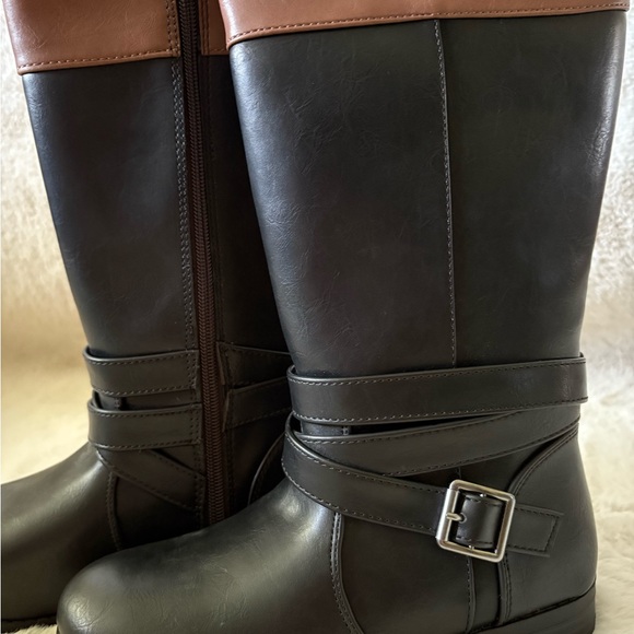 Kids Boots - Picture 3 of 5